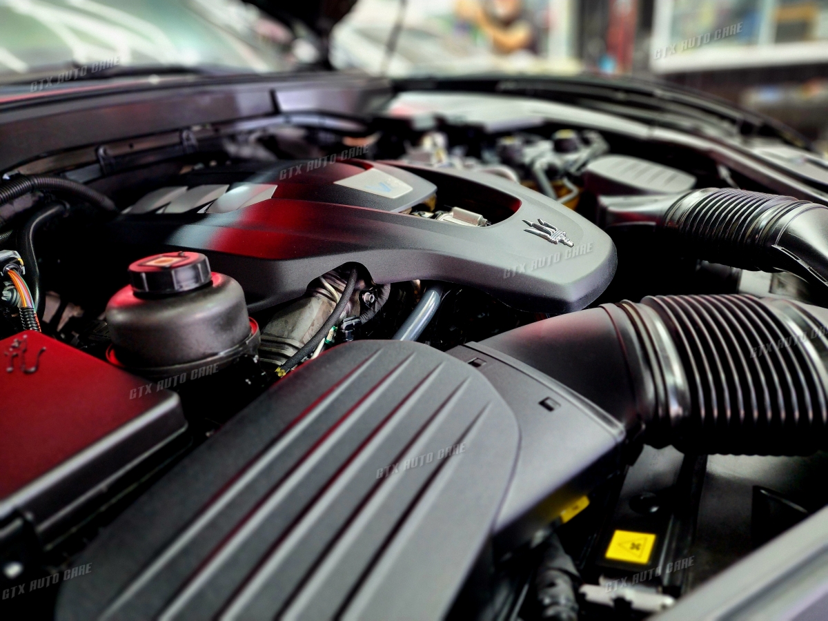 Vệ sinh khoang máy